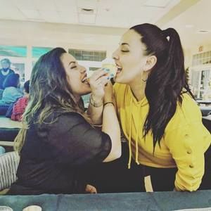 Meet your Posher, Marcella